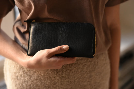 Black Zipper Wallet