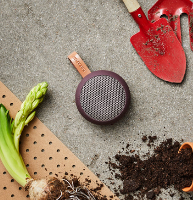 The aGo Travel Speaker, Urban Plum