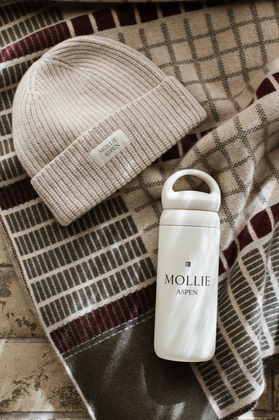 MOLLIE Water Bottle x Kinto, Sand